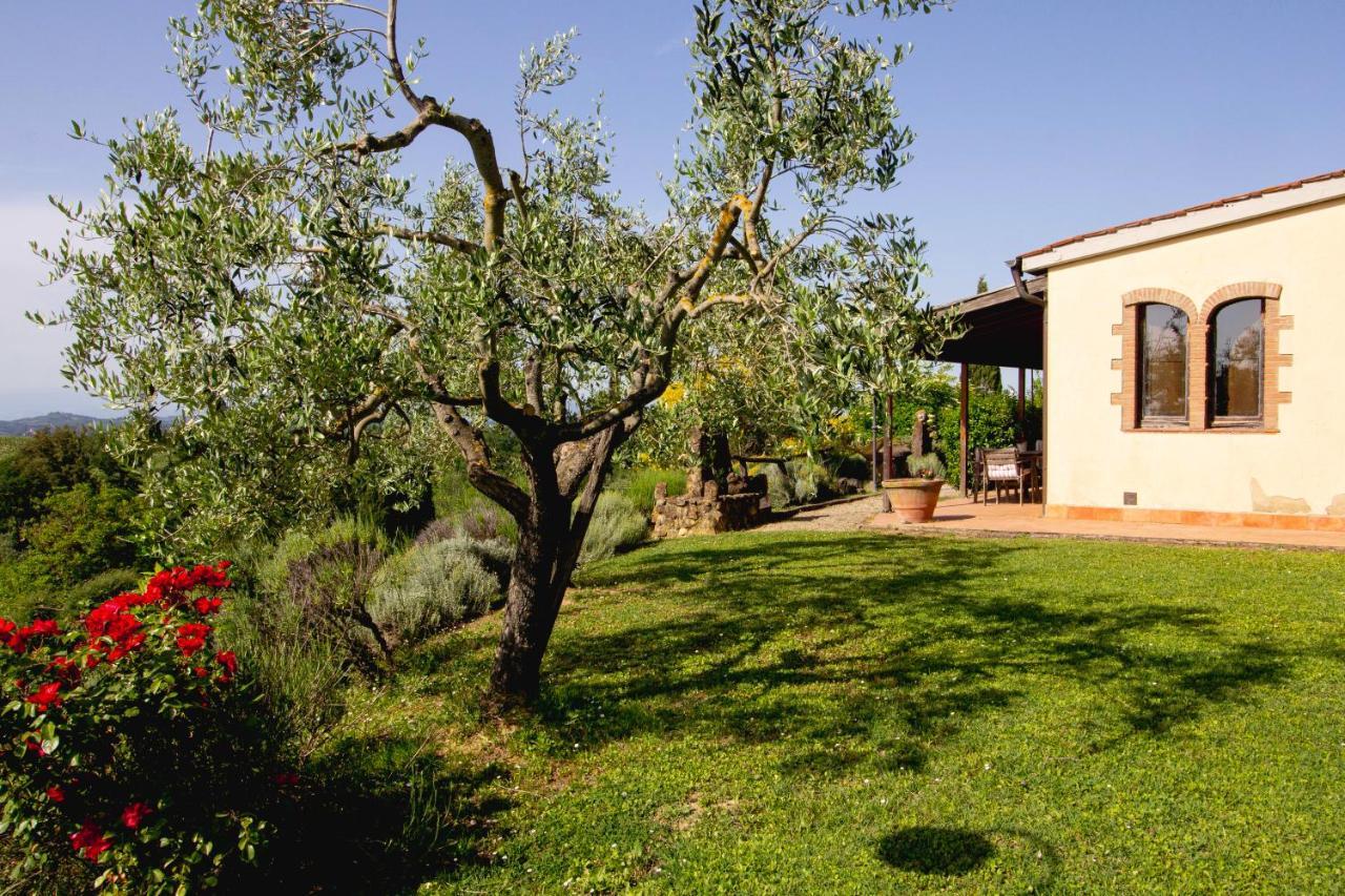 Agriturismo Poggio Pistolese Hotel Montaione Exterior foto